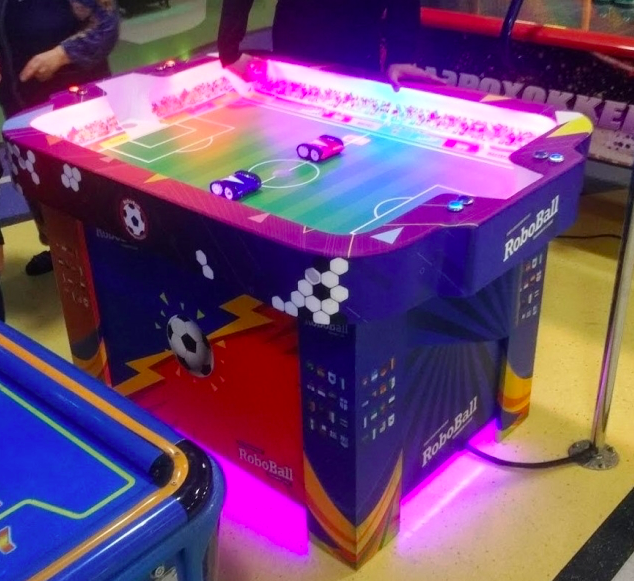 Игровой автомат «Футбол с роботами» — бизнес-идея 