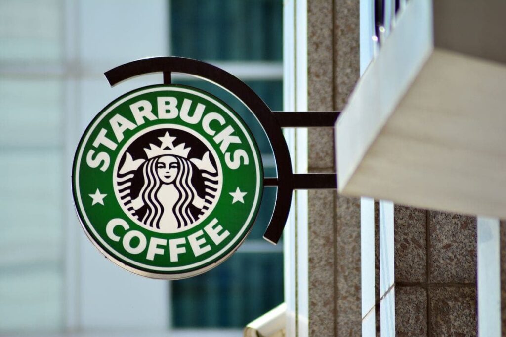 Бизнес-модель Starbucks - Как Starbucks зарабатывает деньги?